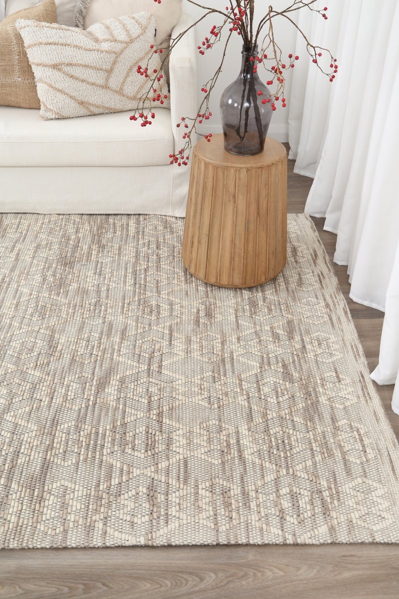 Dulcet Diamond Beige Wool Rug - Ruggy