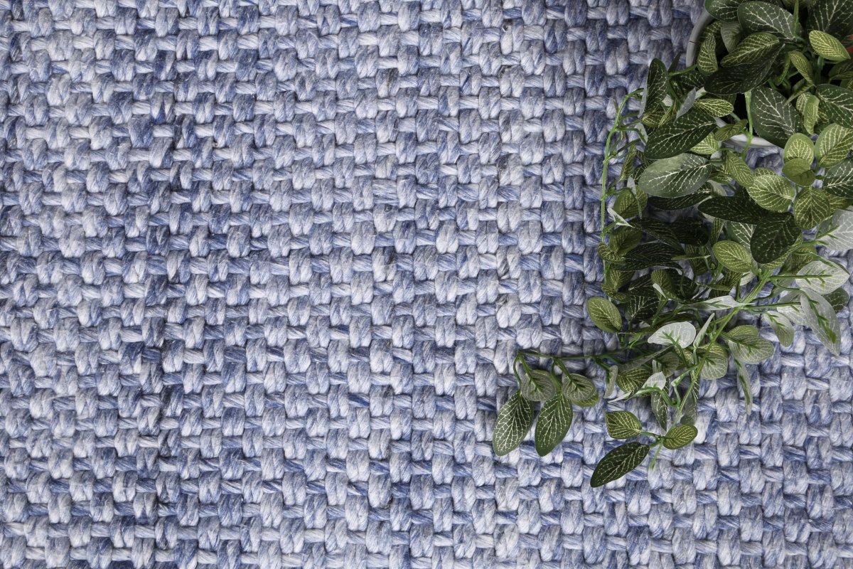 Grace Chignon Blue Wool Blend Rug - Ruggy