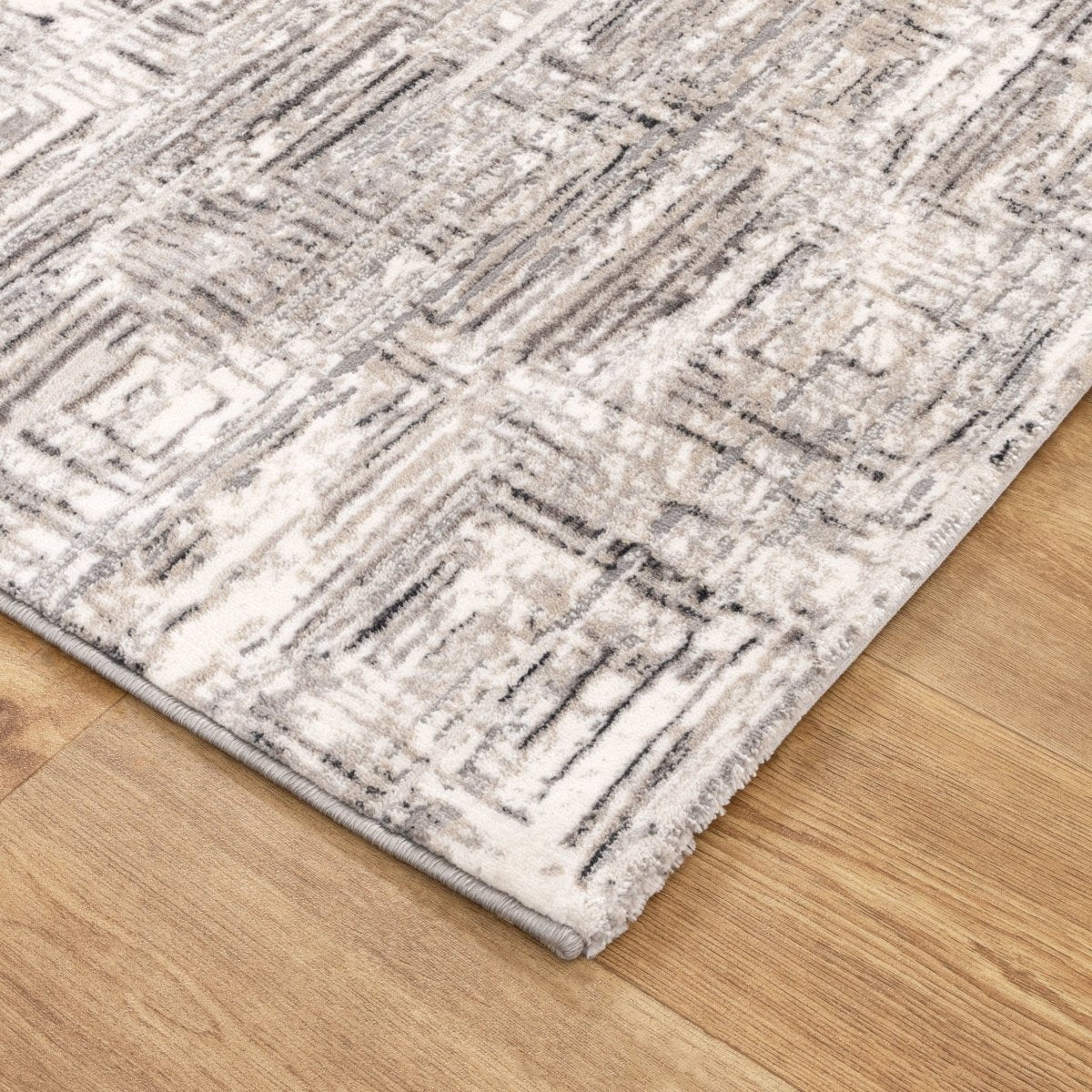 Liora Distressed Geo Squares Grey Rug