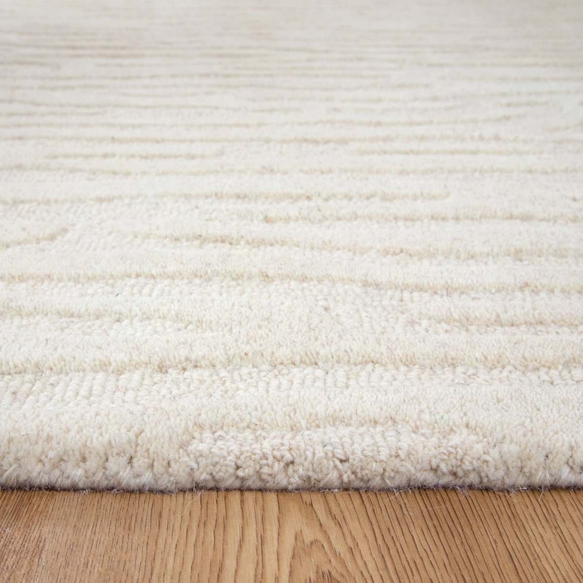 Nirvana Vayne IVORY Wool Rug - Ruggy