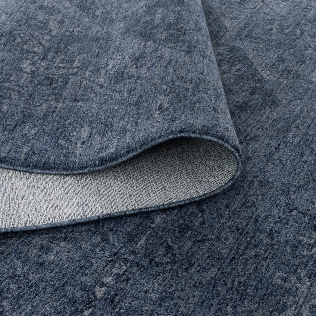 Tarra Distressed Medallion Blue Rug