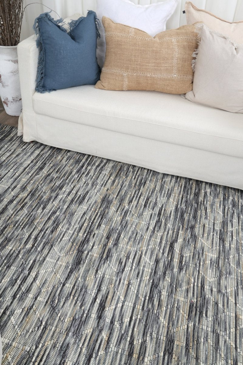 Dulcet Lattice Stone Wool Rug - Ruggy