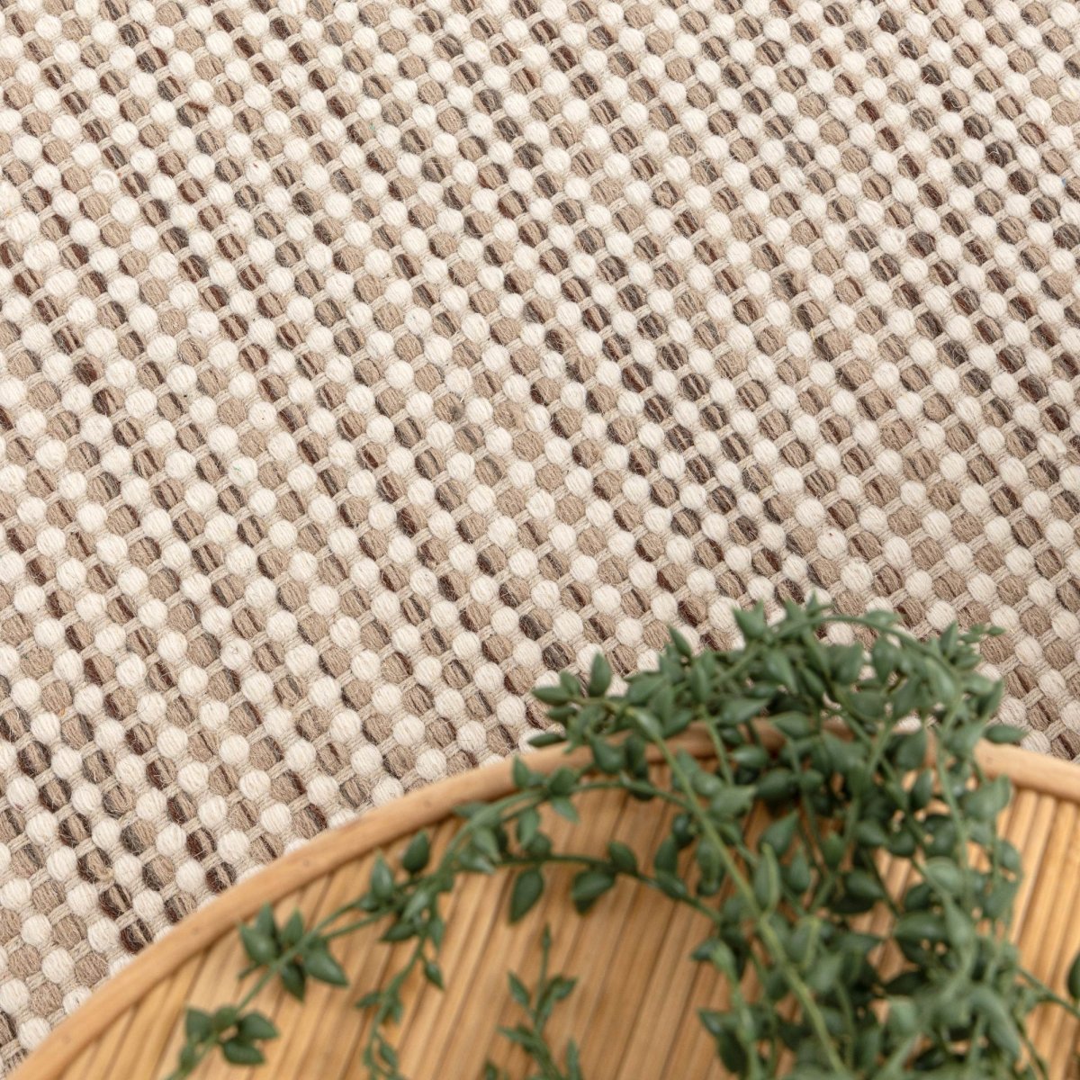 Majesty Beige Wool Rug