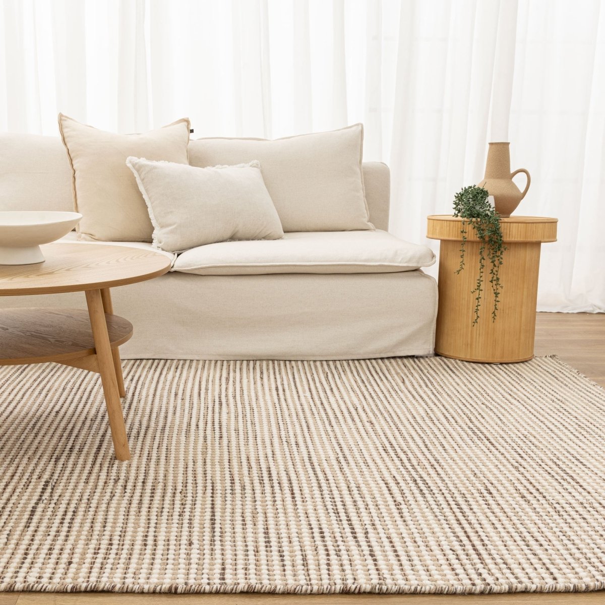 Majesty Beige Wool Rug