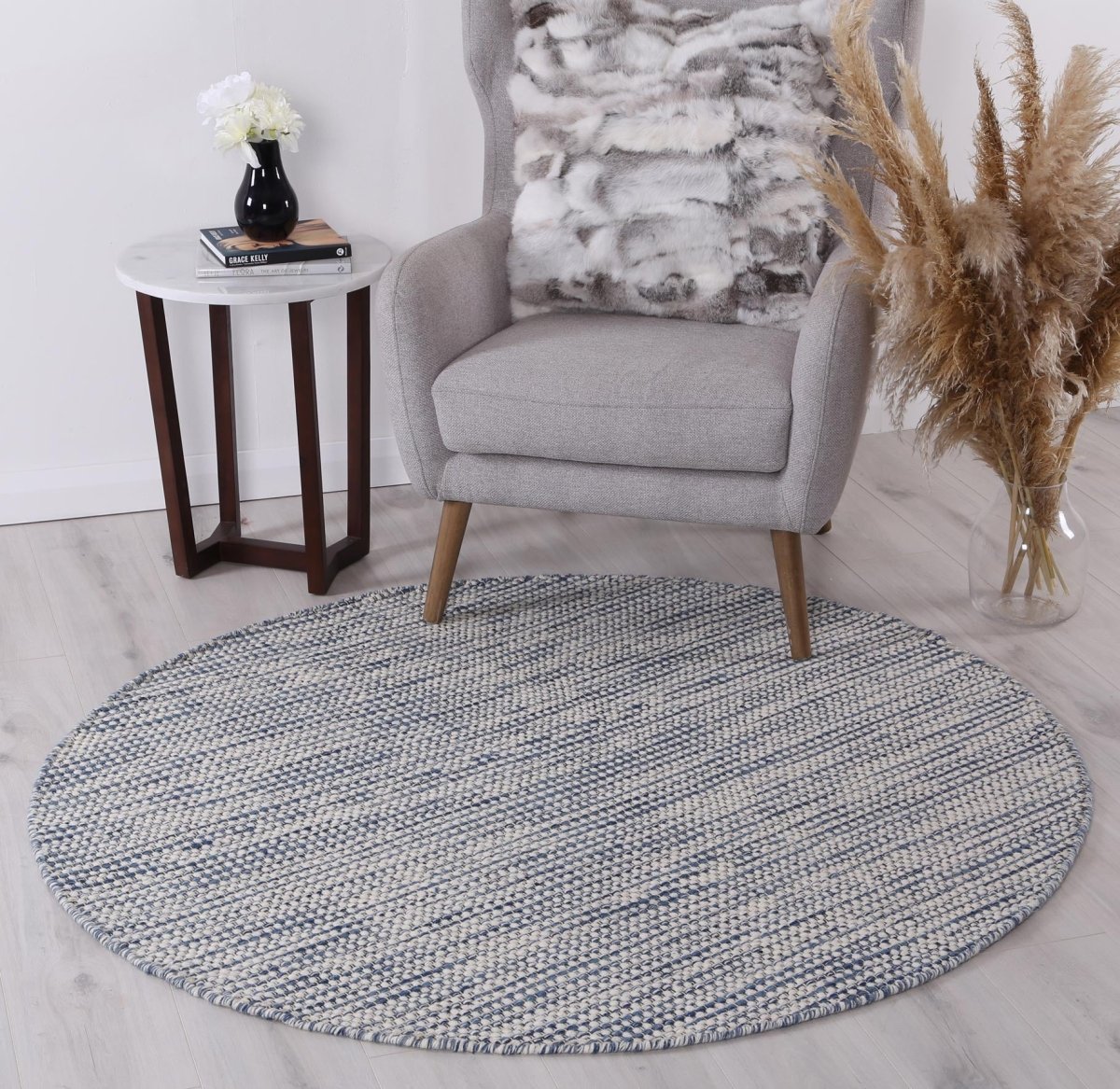 Majesty Blue Reversible Wool Round Rug - Ruggy