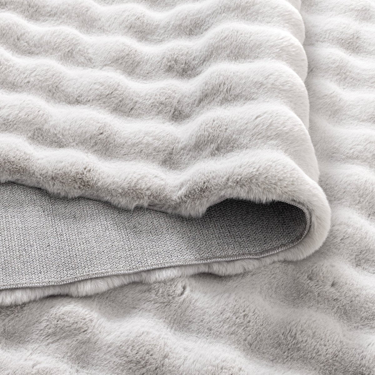 Nara Silver Washable Round Rug